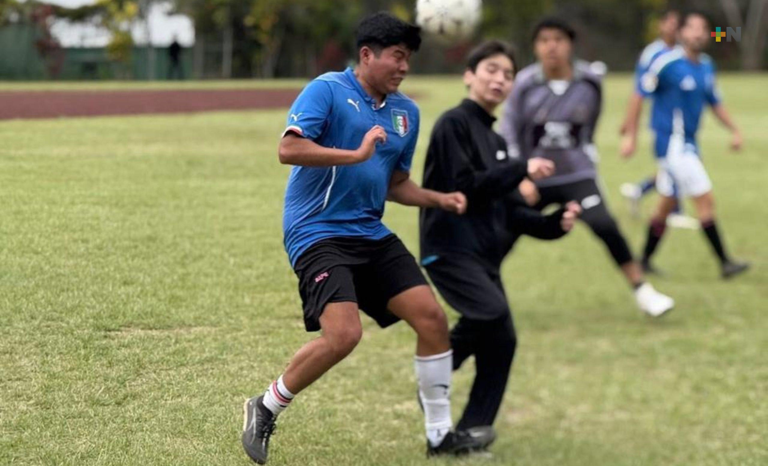 Curso intersemestral de futbol rápido para universitarios