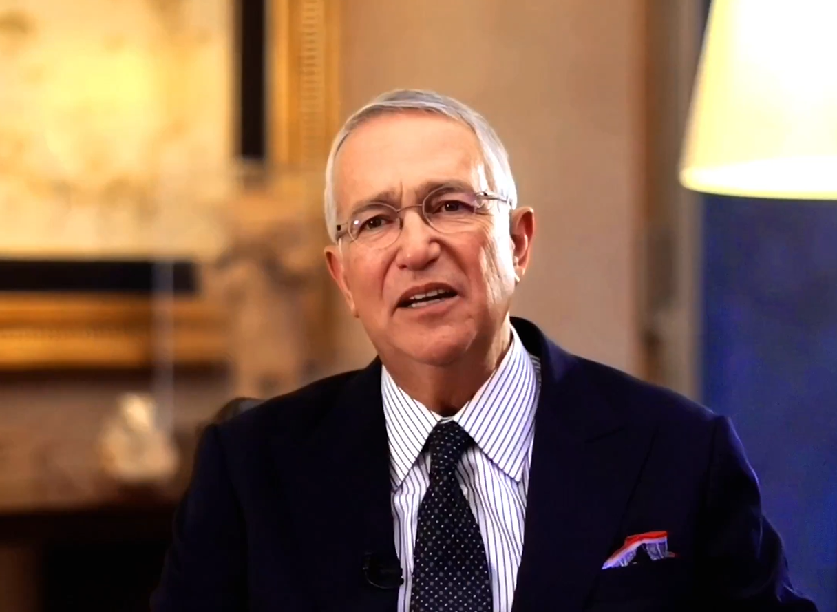 Grupo Salinas planea pagar deuda, debe resolverse esta semana: Sheinbaum