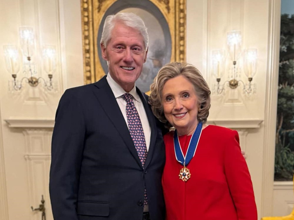 Bill y Hillary Clinton testificarán ante el Congreso por el caso Epstein