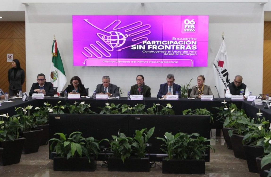 Firman INE y 32 organizaciones migrantes carta compromiso para fortalecer el voto de mexicanos en el exterior