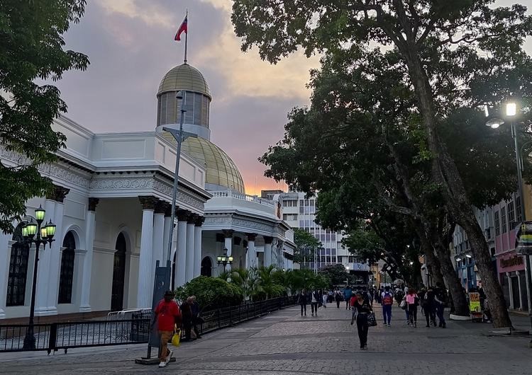 Asamblea Nacional de Venezuela aprobó  una histórica Ley de Amnistía