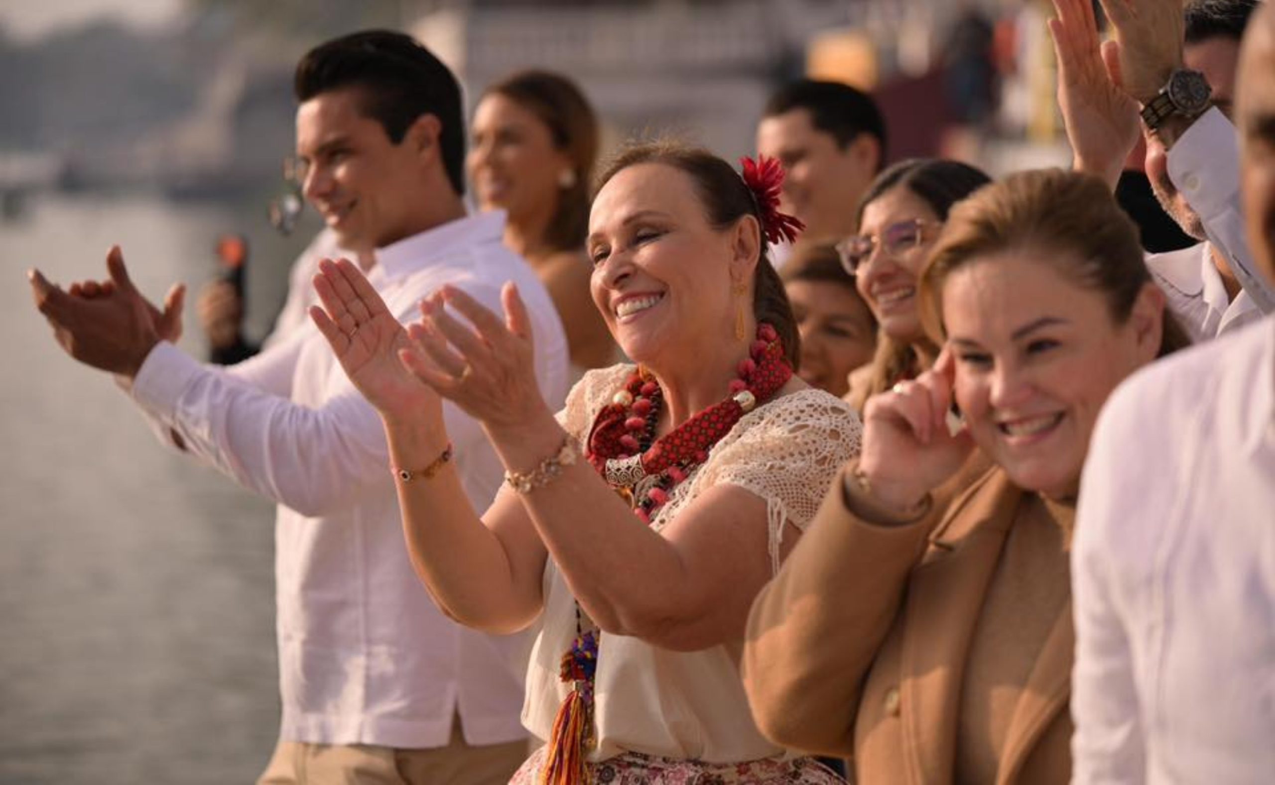 Rocío Nahle visibiliza el talento artesanal y la identidad veracruzana en las fiestas de La Candelaria