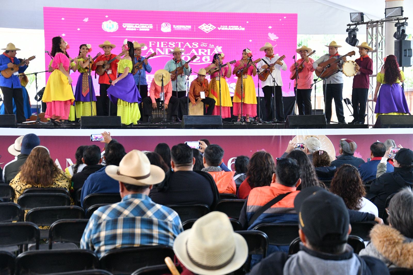 Segundo día de las Fiestas de la Candelaria hacen vibrar a Tlacotalpan con Son y tradición