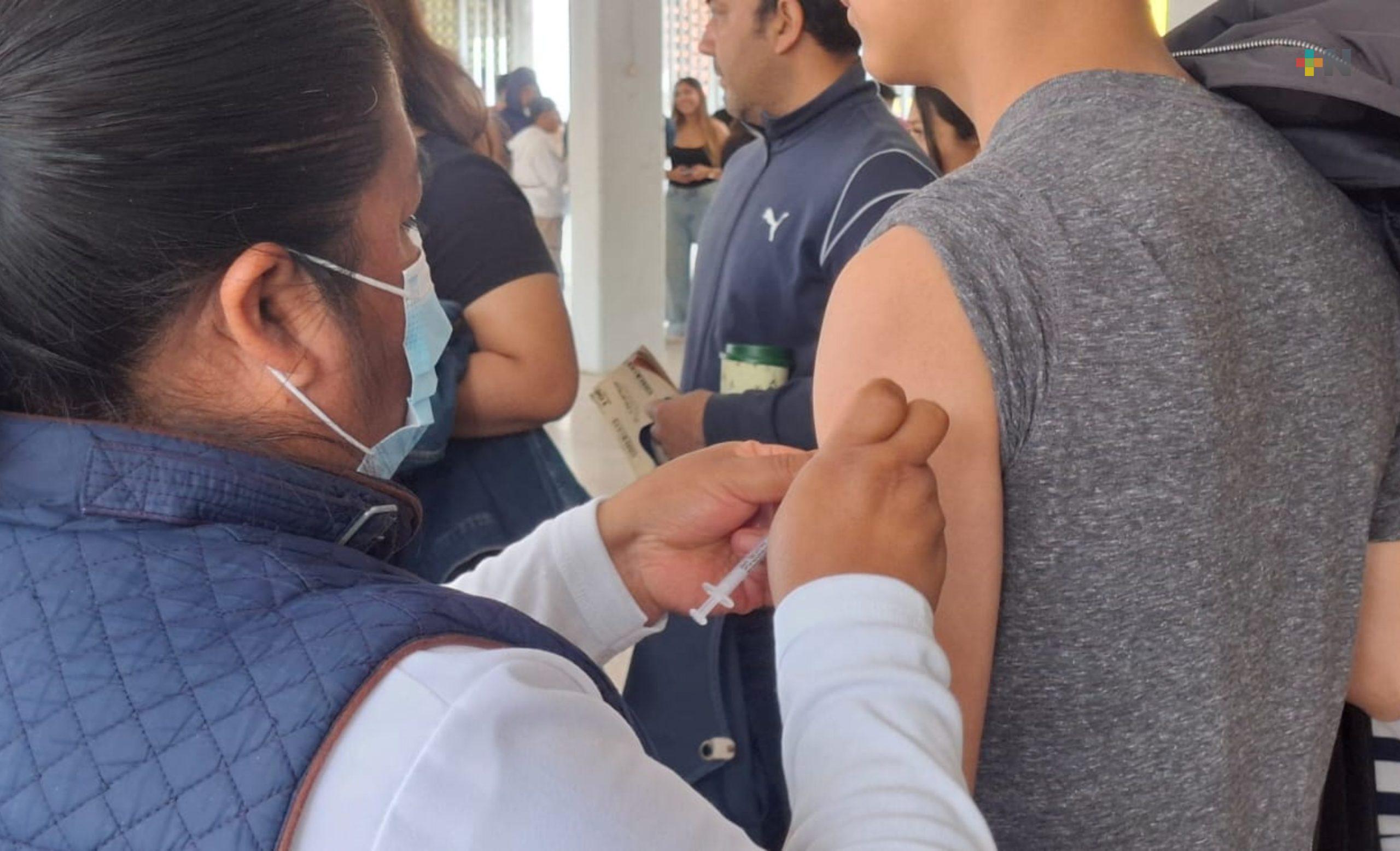 Instalarán más módulos de vacunación en Xalapa