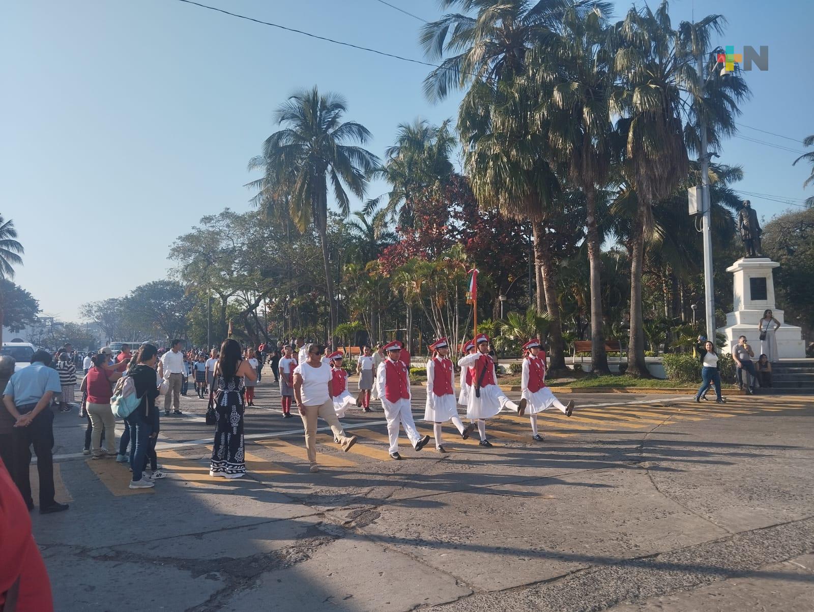 Realizan desfile de escoltas en zona conurbada Veracruz-Boca del Río