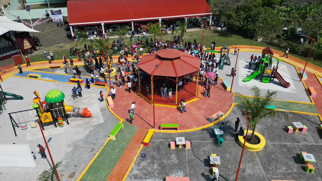 Concluye obra de espacio público comunitario en San Sebastián