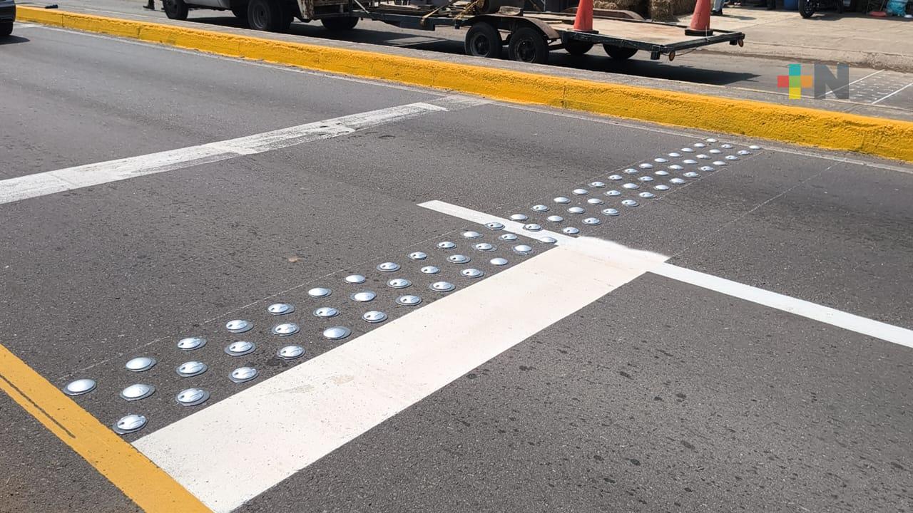 Instalan reductores de velocidad en carretera federal Boca del Río-Paso del Toro