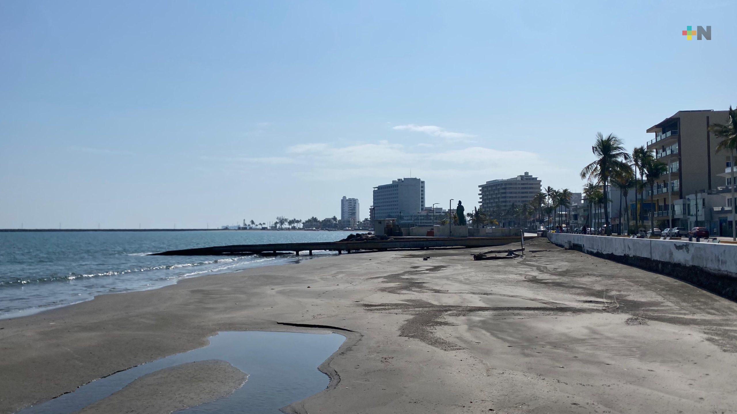 Ambiente caluroso, con probabilidad de lluvias y tormentas aisladas en la región montañosa central en Veracruz