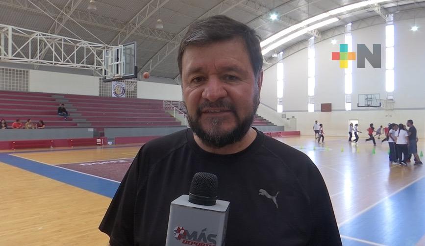Aumenta la participación en las ligas de baloncesto en Xalapa