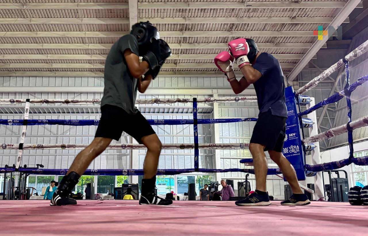 Boxeadores de Coatzacoalcos pelearán en función en Toluca