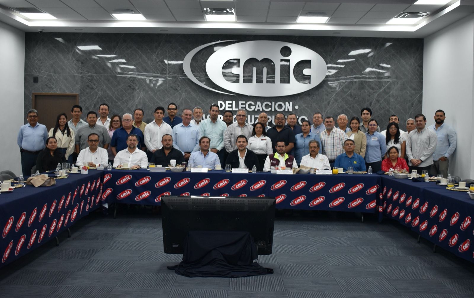 Distribuidor vial de acceso al puerto de Veracruz registra 60 por ciento de avance