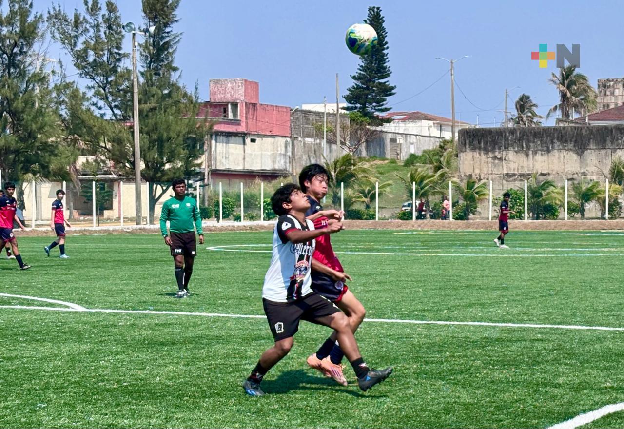 Delfines de Coatzacoalcos supera a Cuervos Acatlán
