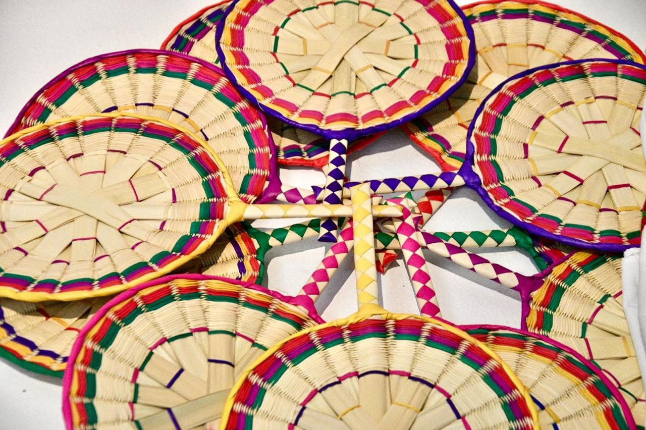 Expo Galería de Indumentarias y Muestra Artesanal en el WTC