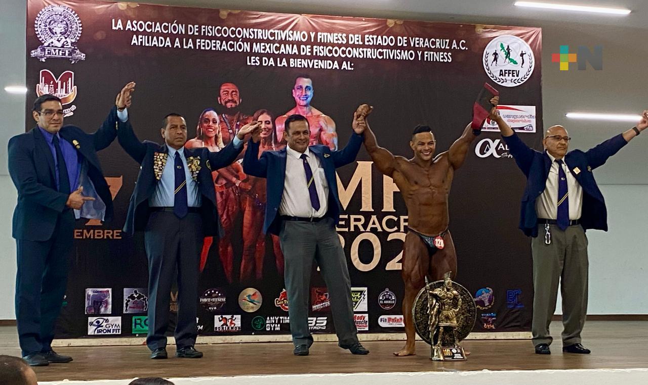 Fisicoculturismo veracruzano con agenda llena en puerta