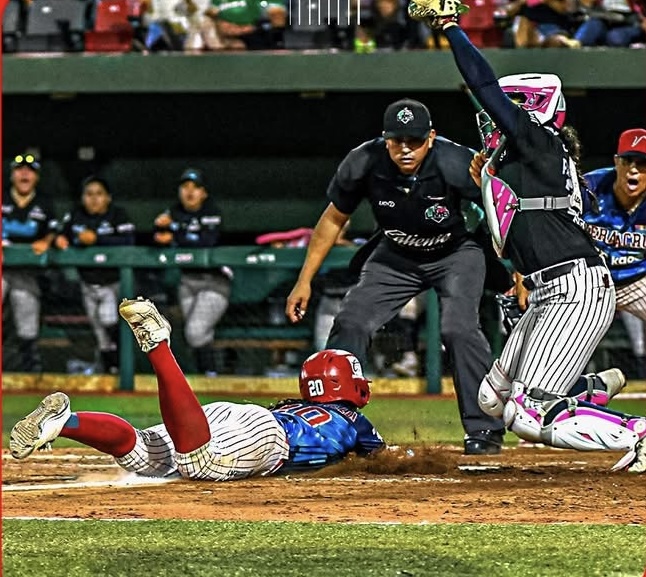 El Águila triunfa y sigue con vida en Playoffs