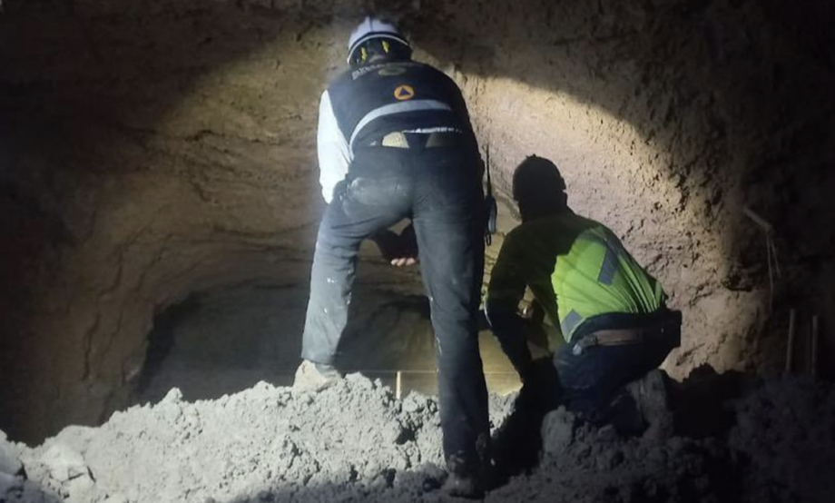 Sinaloa: más de 300 rescatistas trabajan contrarreloj en mina colapsada