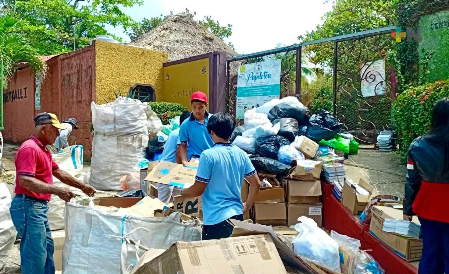 Amplia participación en segundo Papelotón de Coatzacoalcos