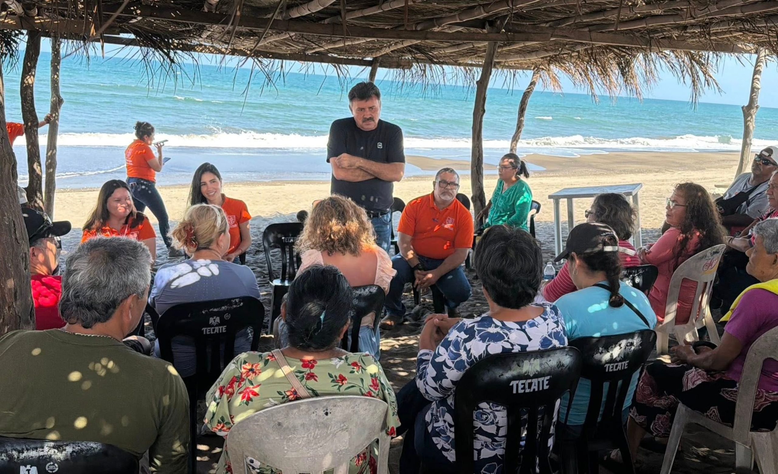 Playas de Chachalacas están abiertas y limpias
