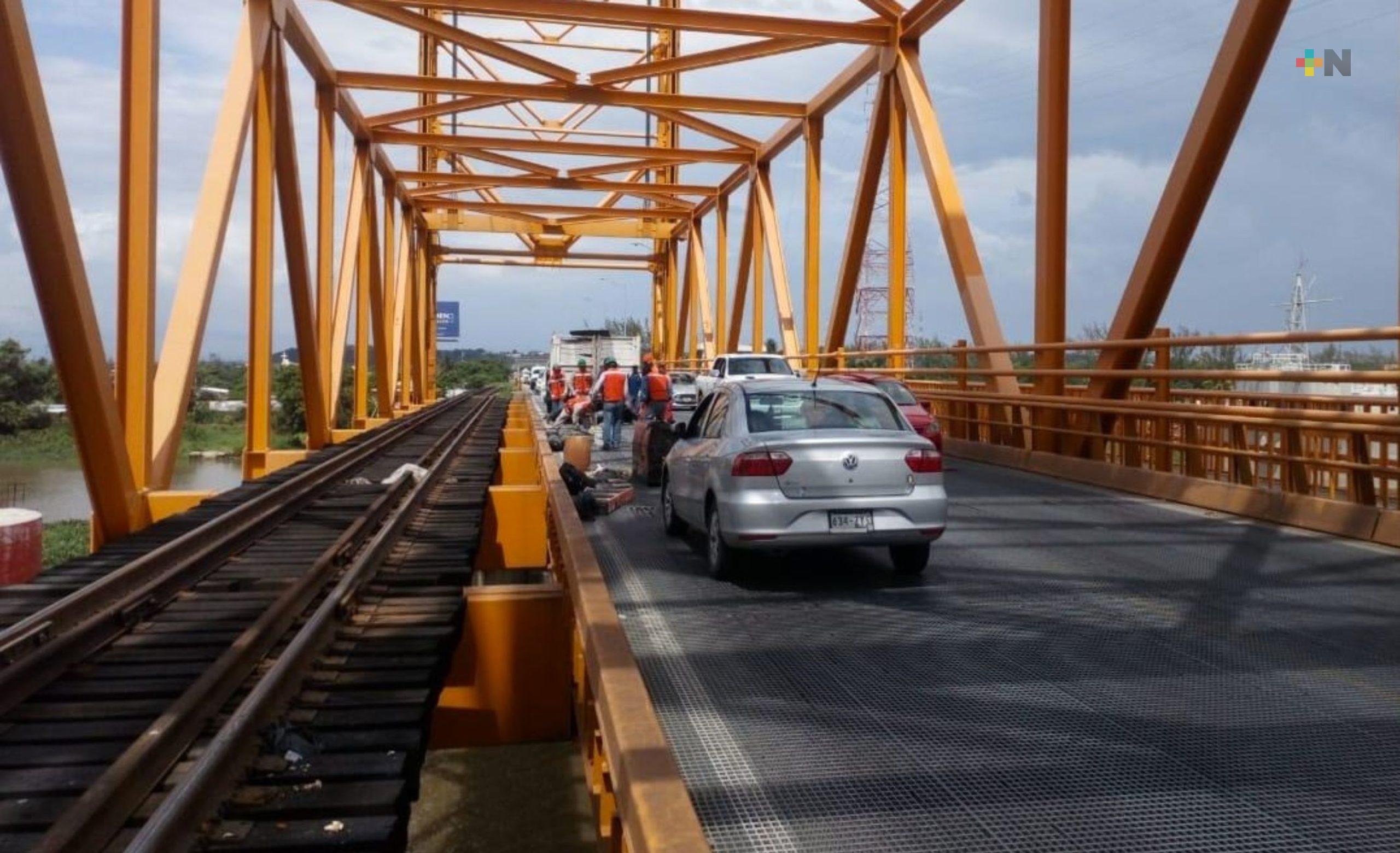 Siguen labores de mantenimiento en puente Coatzacoalcos I