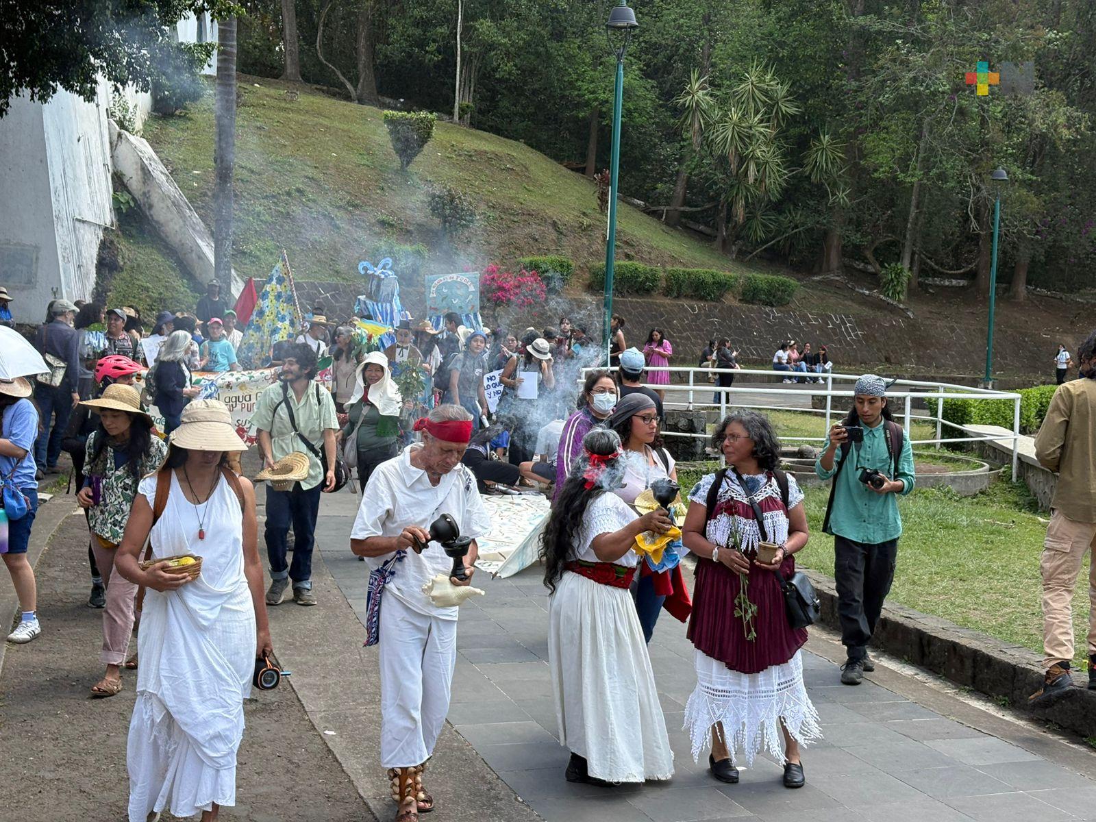 Activistas exhortan a ciudadanía a cuidar y no contaminar el agua