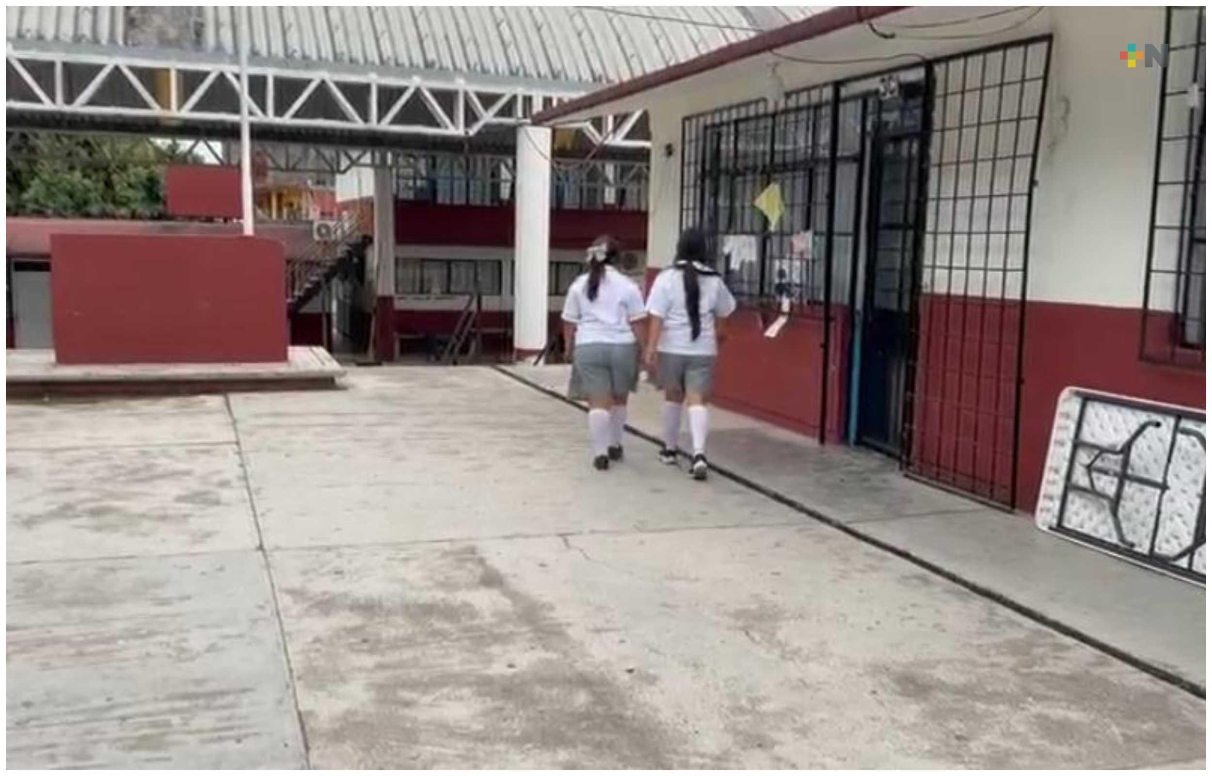 Escuelas llaman a reforzar diálogo ante problemas en adolescentes