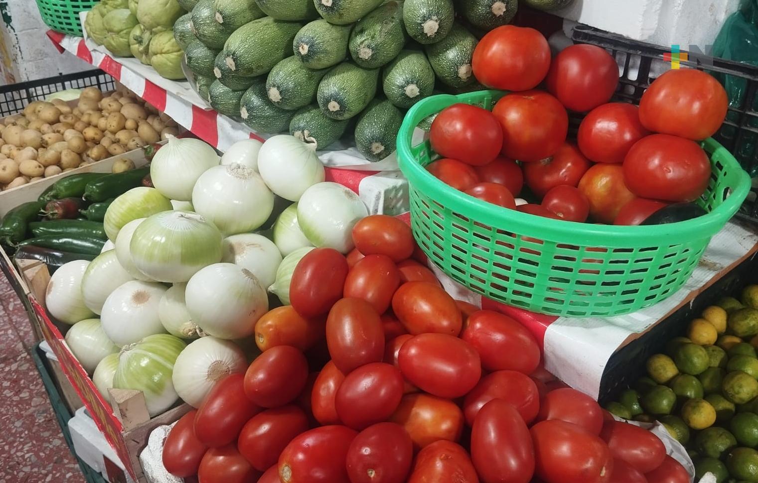 Jitomate y limón duplican su precio en mercados del municipio de Veracruz