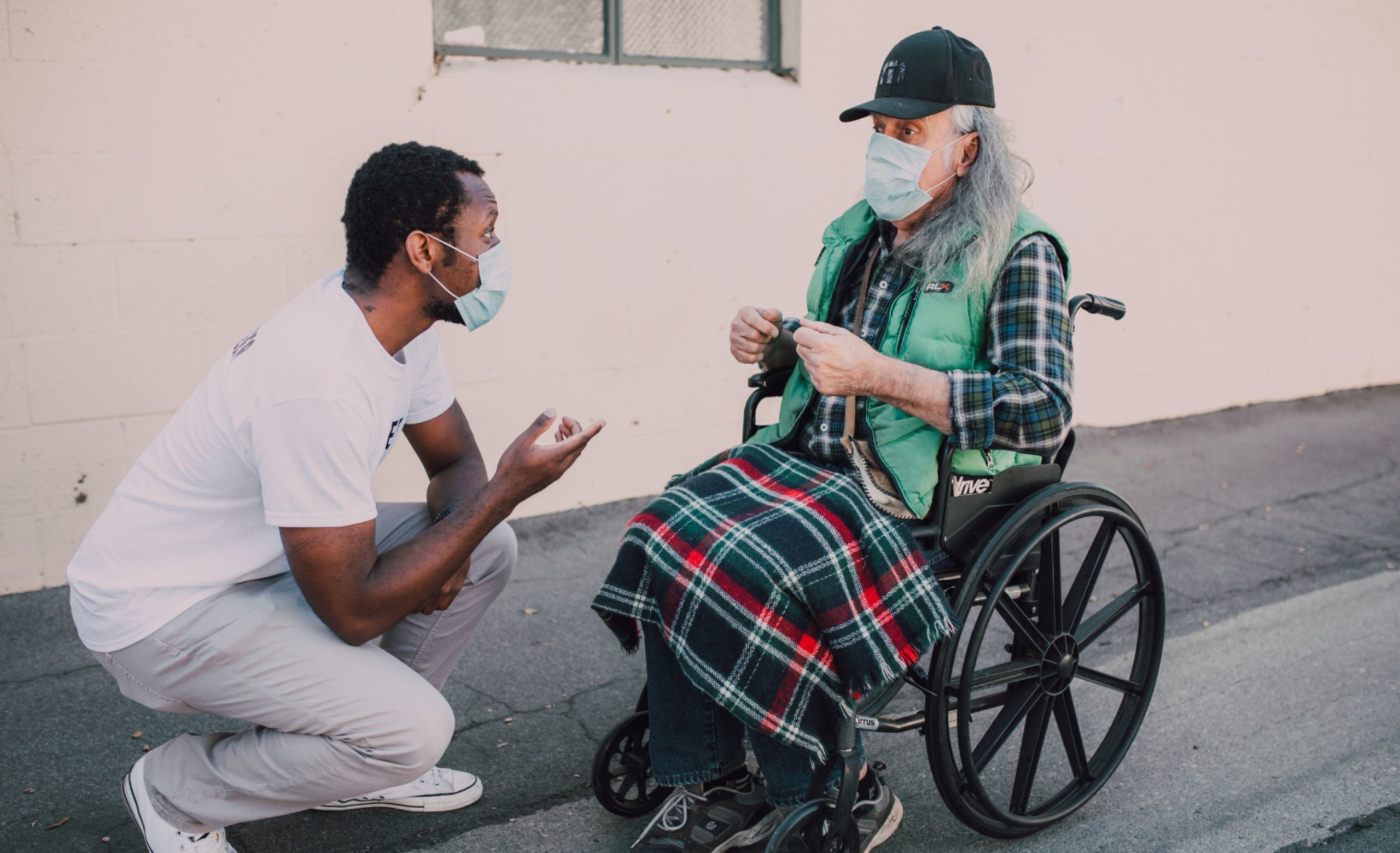 ¿Altruismo a la baja? Detectan menor contribución en tiempos recientes