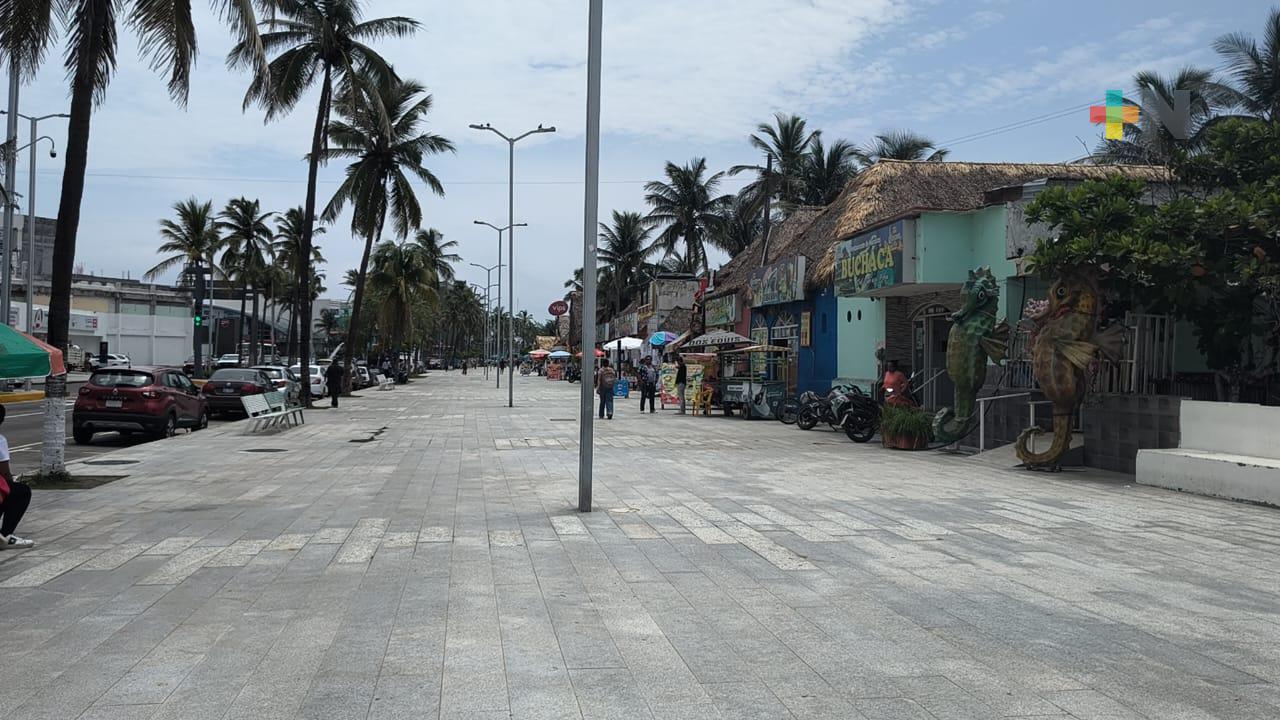 Palaperos no tienen autorización para condicionar cajones de estacionamiento