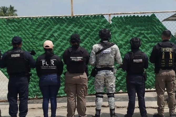 Dos ciudadanos localizados y 43 personas detenidas durante operativos el fin de semana: SSP
