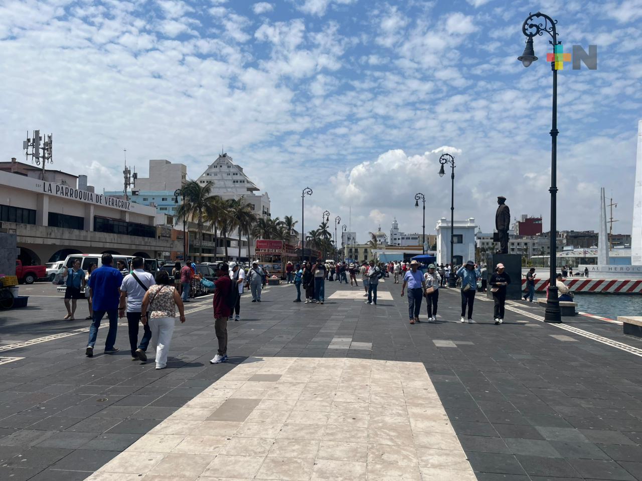 Desde temprano llegaron de Córdoba para conocer la ciudad y puerto de Veracruz
