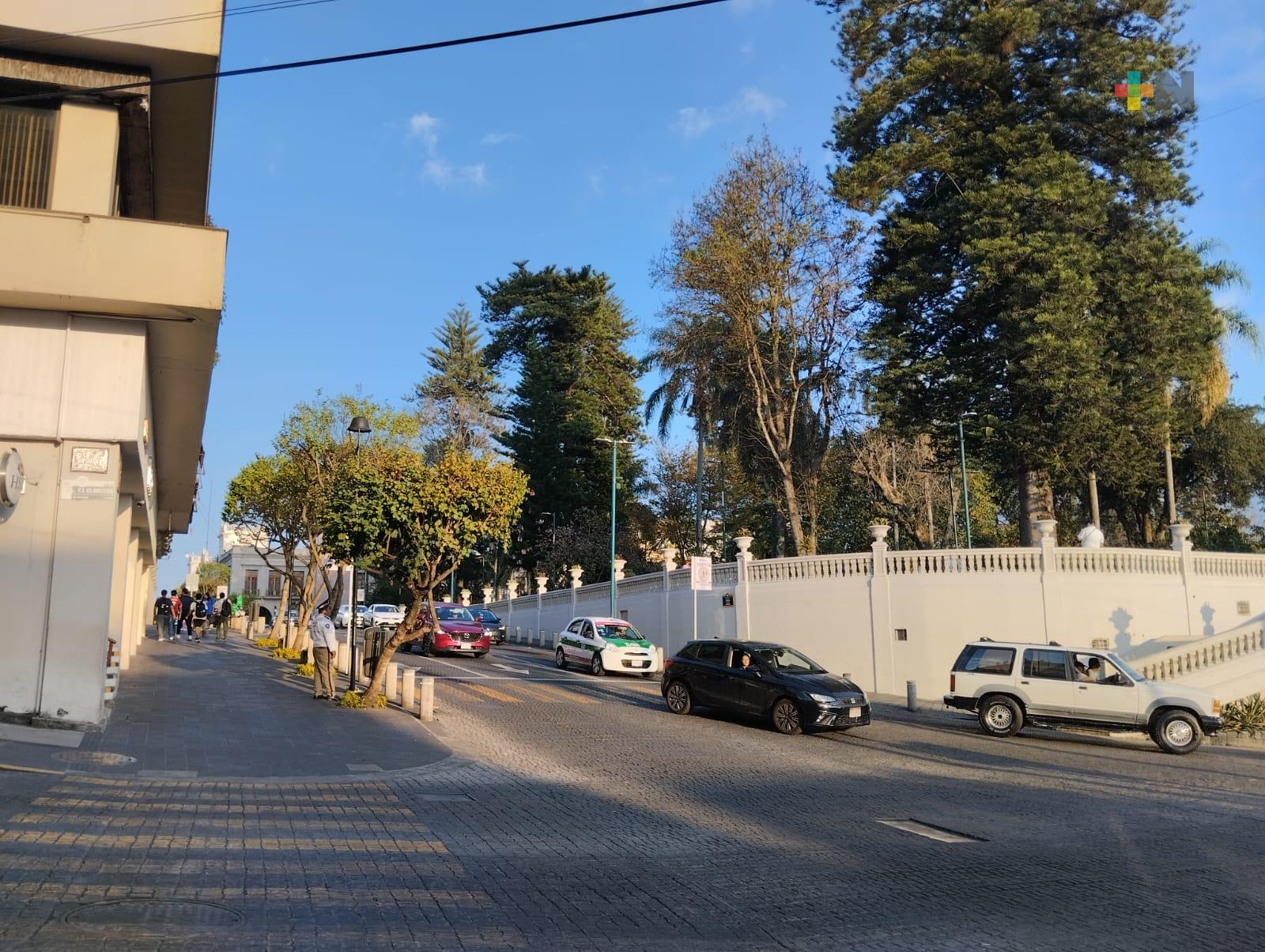 Ambiente caluroso, lluvias aisladas en zona montañosa central de Veracruz