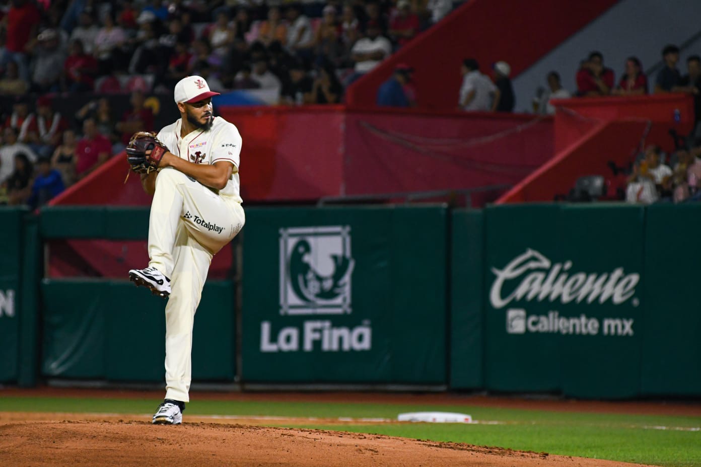 El Águila triunfa en inicio de la LMB