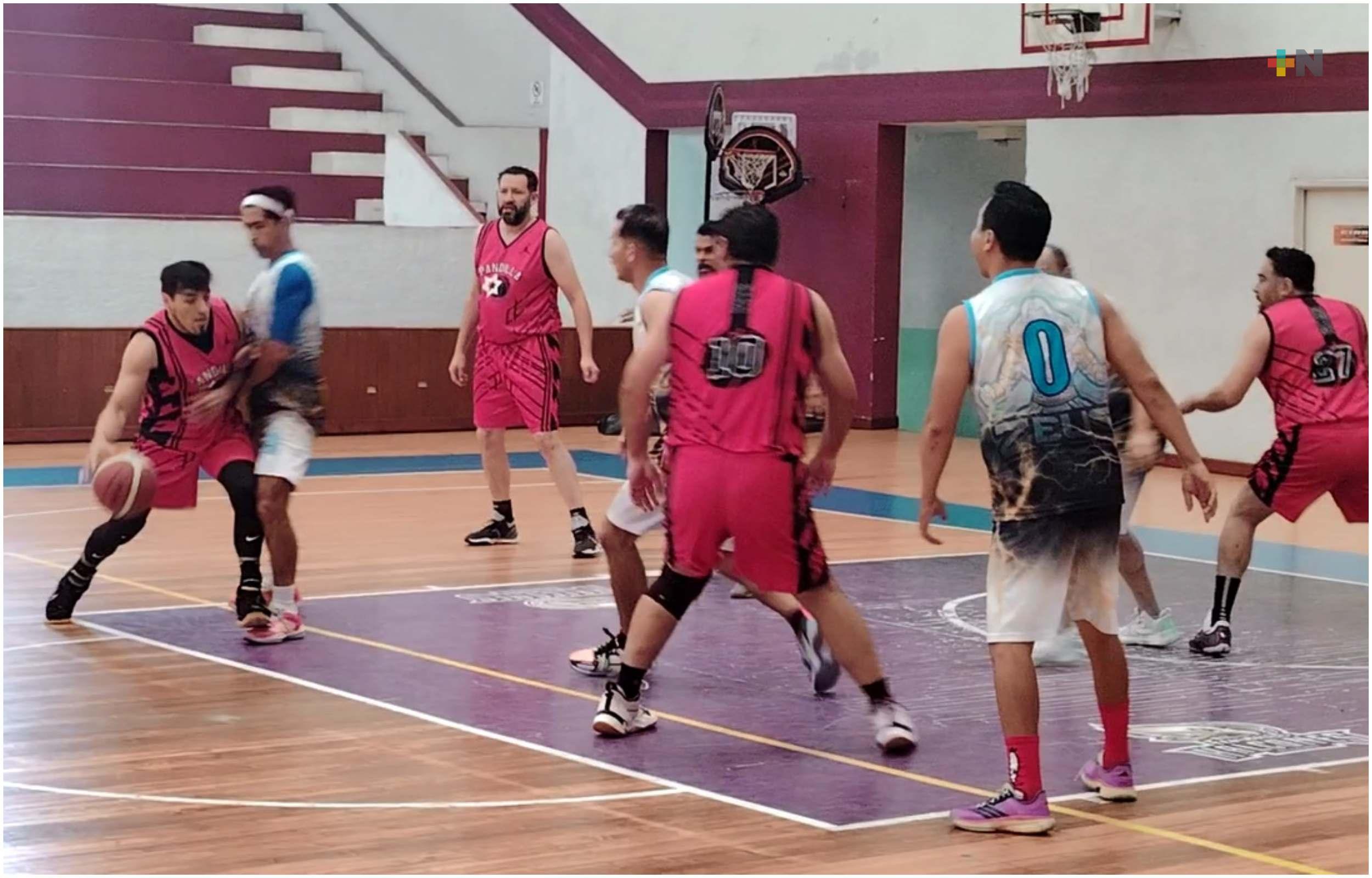 En puerta finales de la liga xalapeña de baloncesto