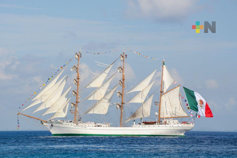 Buque Cuauhtémoc, listo tras accidente en NY