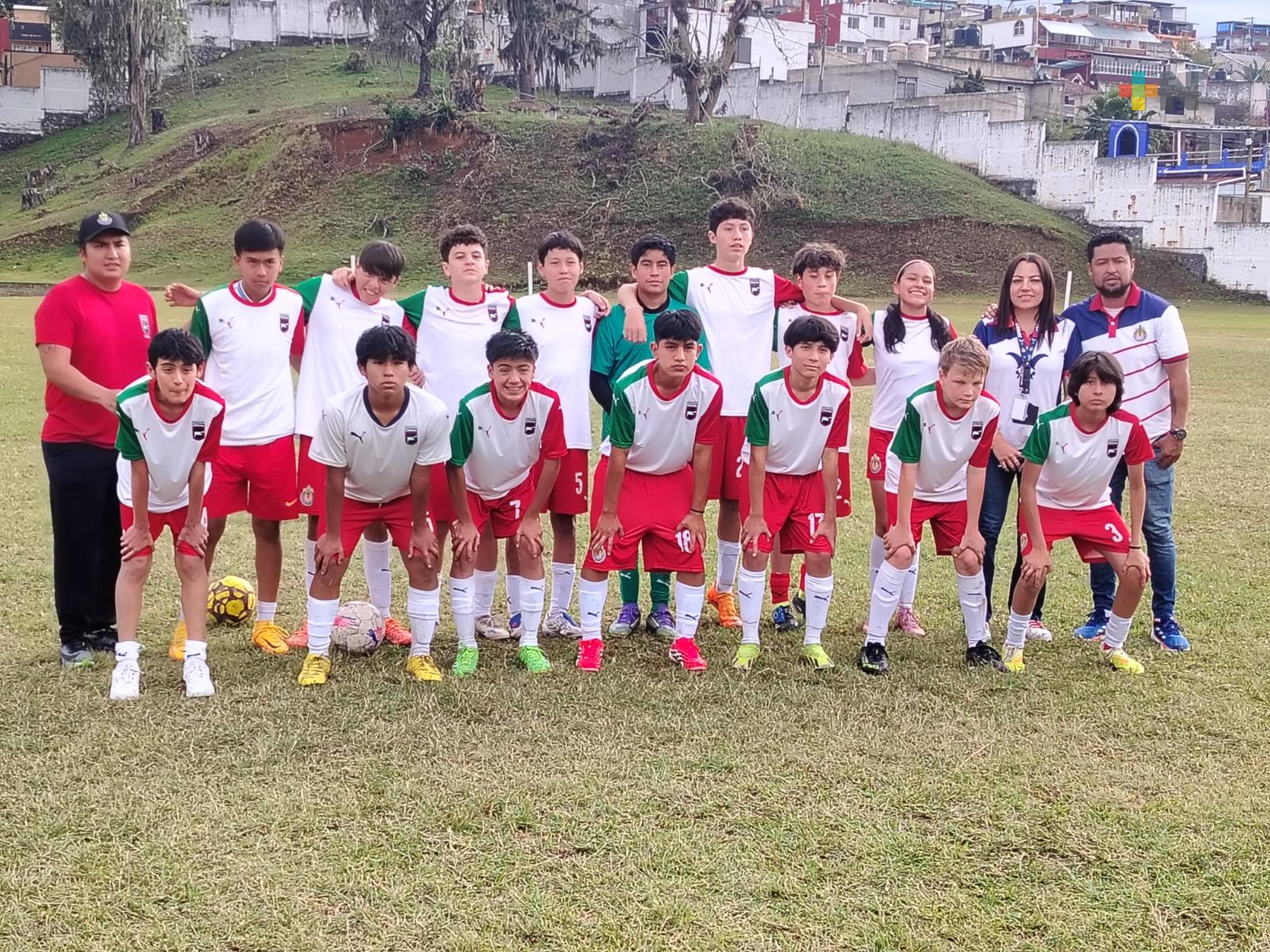 Chivas Xalapa con prospectos para fuerzas básicas