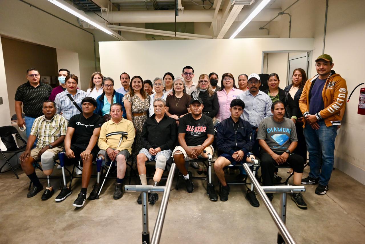 Avanza Veracruz hacia la inclusión; entregan prótesis a personas con discapacidad de siete municipios