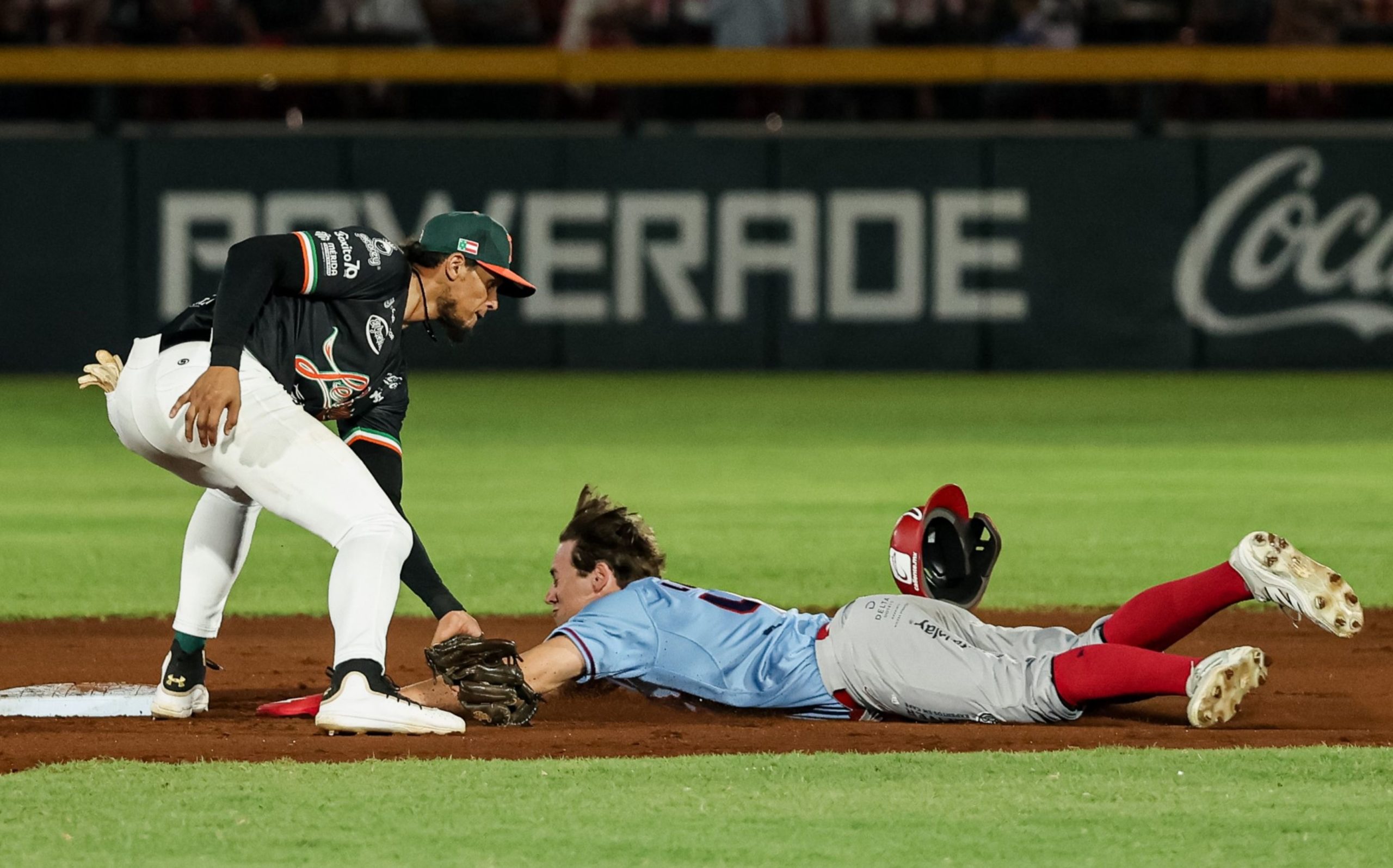 El Águila vuelve a caer en extrainnings