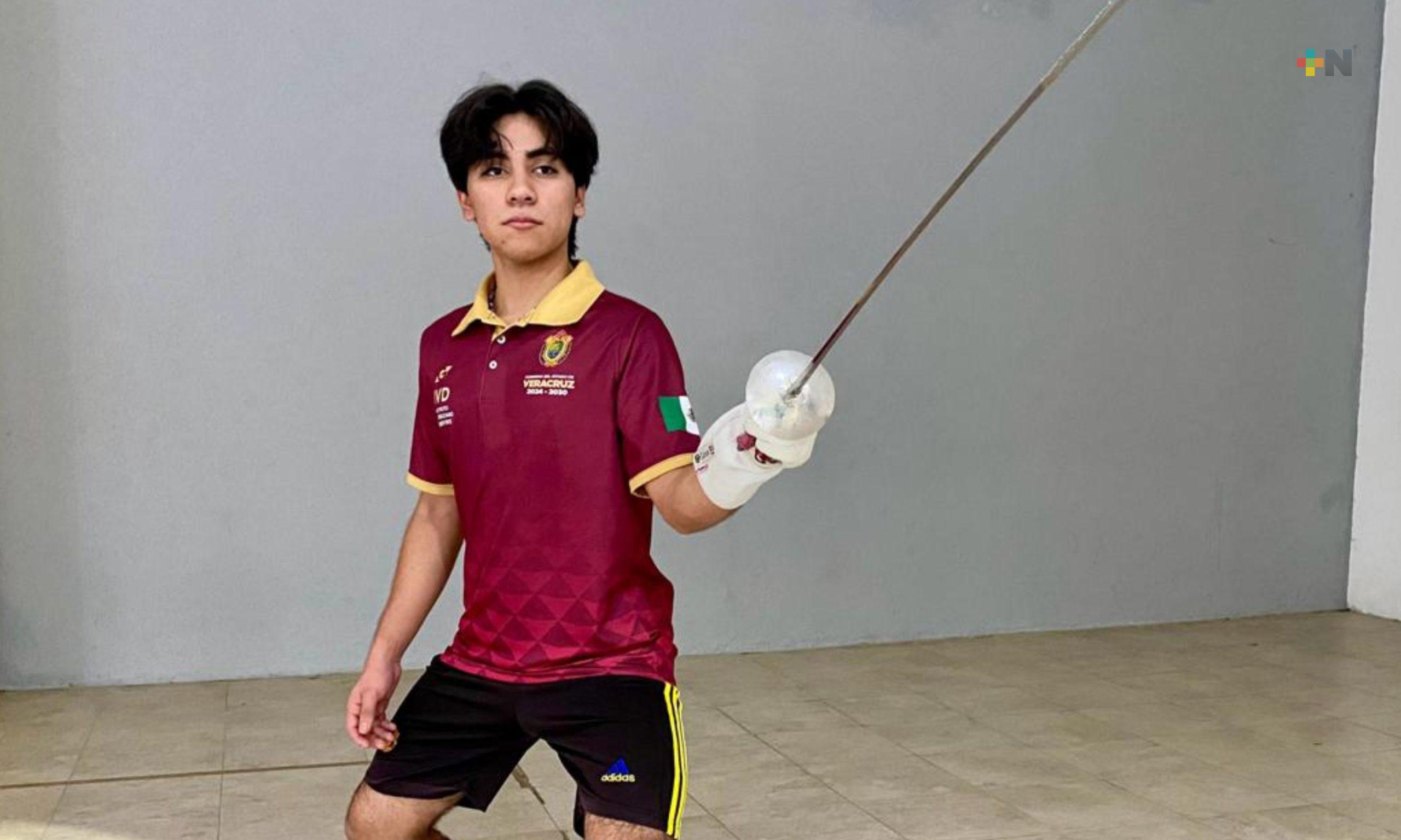 Esgrimista de Veracruz competirá en Olimpiada Nacional 2026