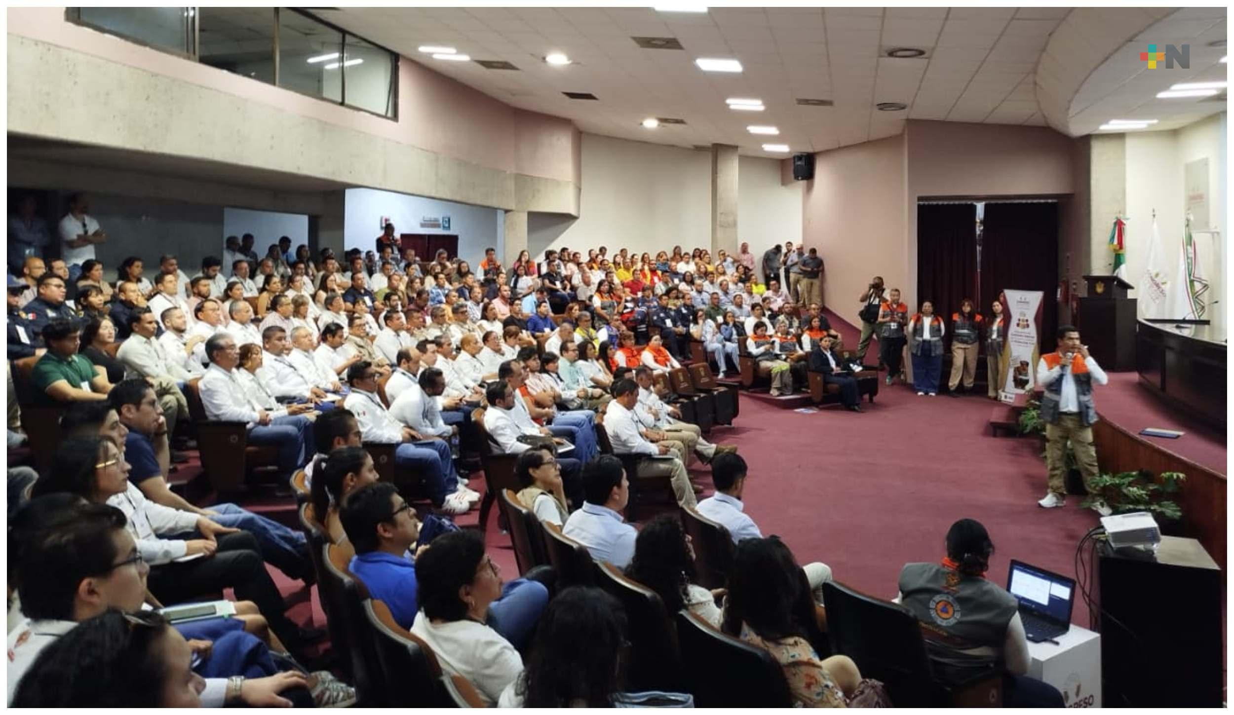 Realizan en Xalapa encuentro de Unidades Internas de Protección Civil