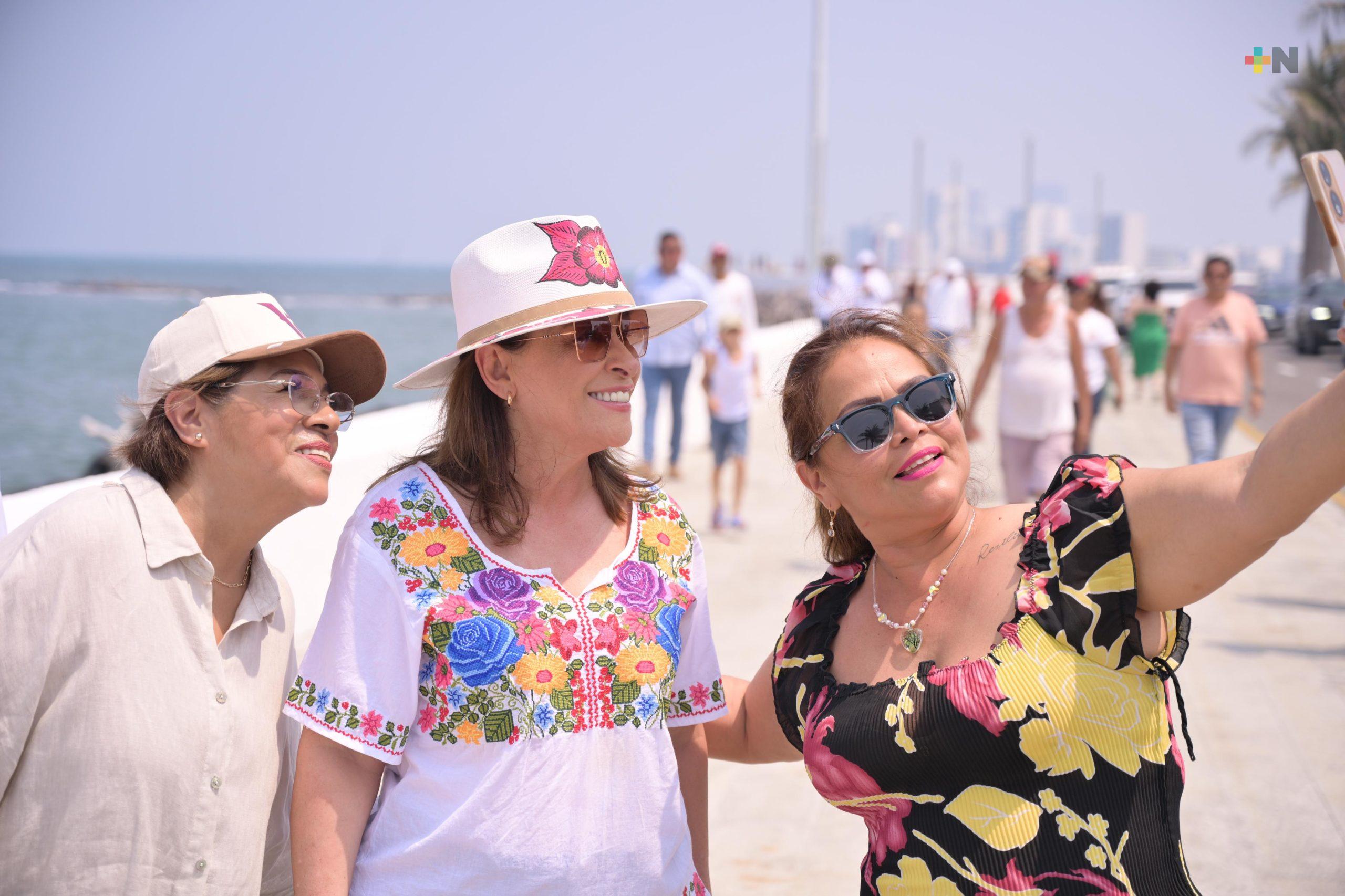 Gobernadora Rocío Nahle hace recorrido de playa Martí a Villa del Mar