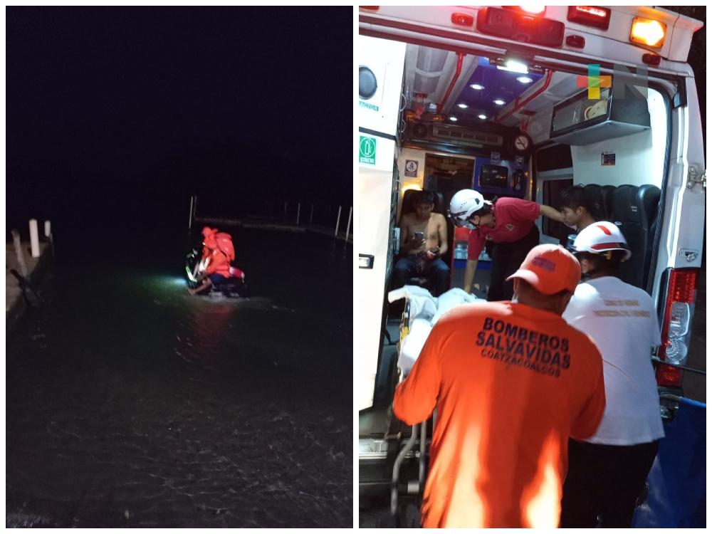 Rescatan a dos personas en la zona de Barrillas; su lancha se hundió