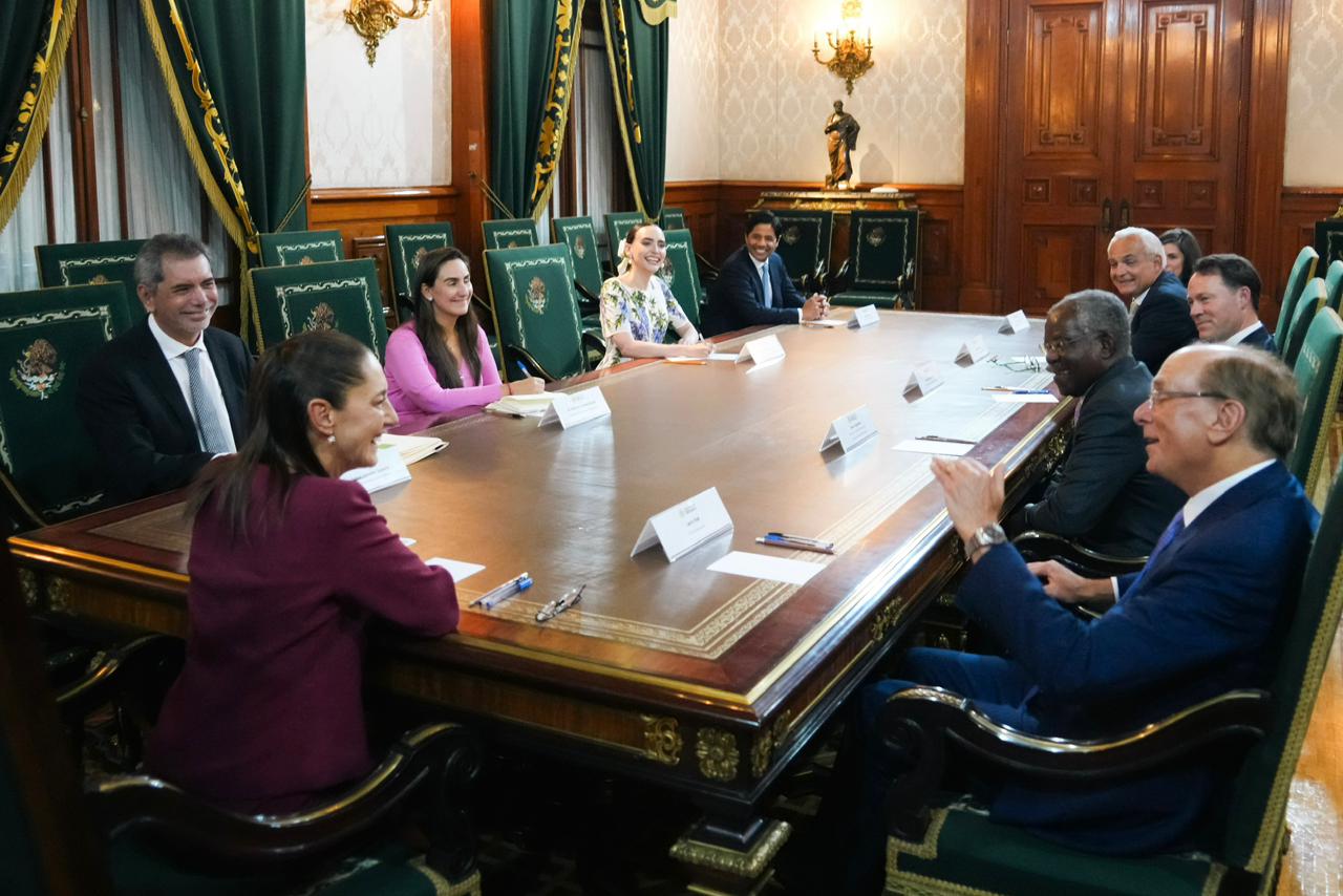 Sheinbaum recibe a directores ejecutivos de BlackRock y Global Infrastructure Partners