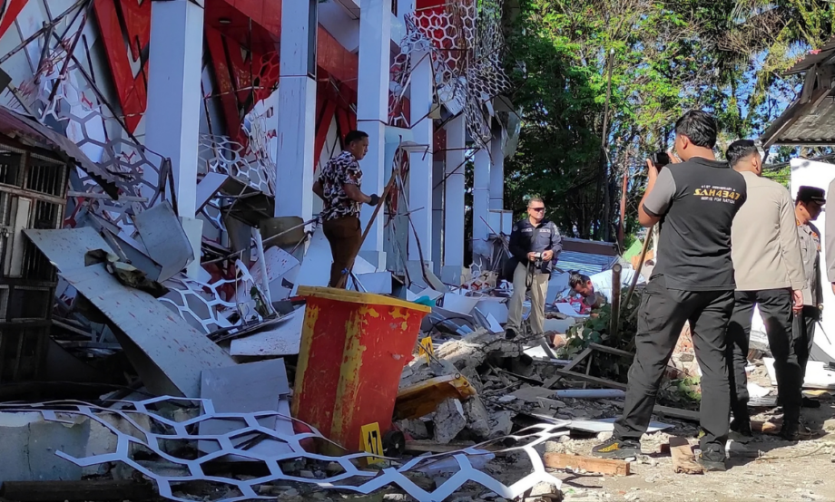 Sismo en Indonesia deja un muerto y activa alerta de tsunami