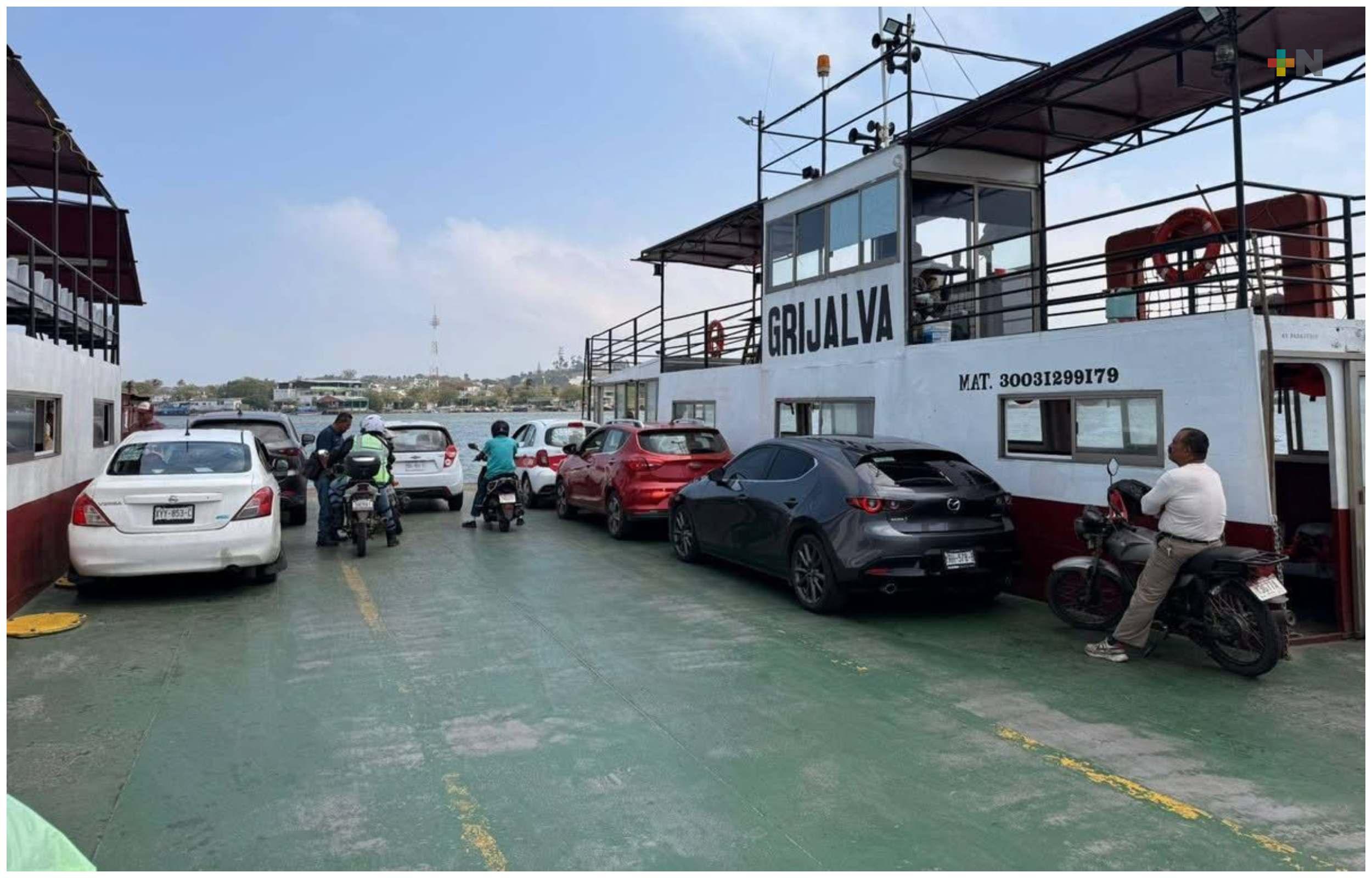 Restablecen servicio de transbordador para cruzar de Villa Allende a Coatzacoalcos
