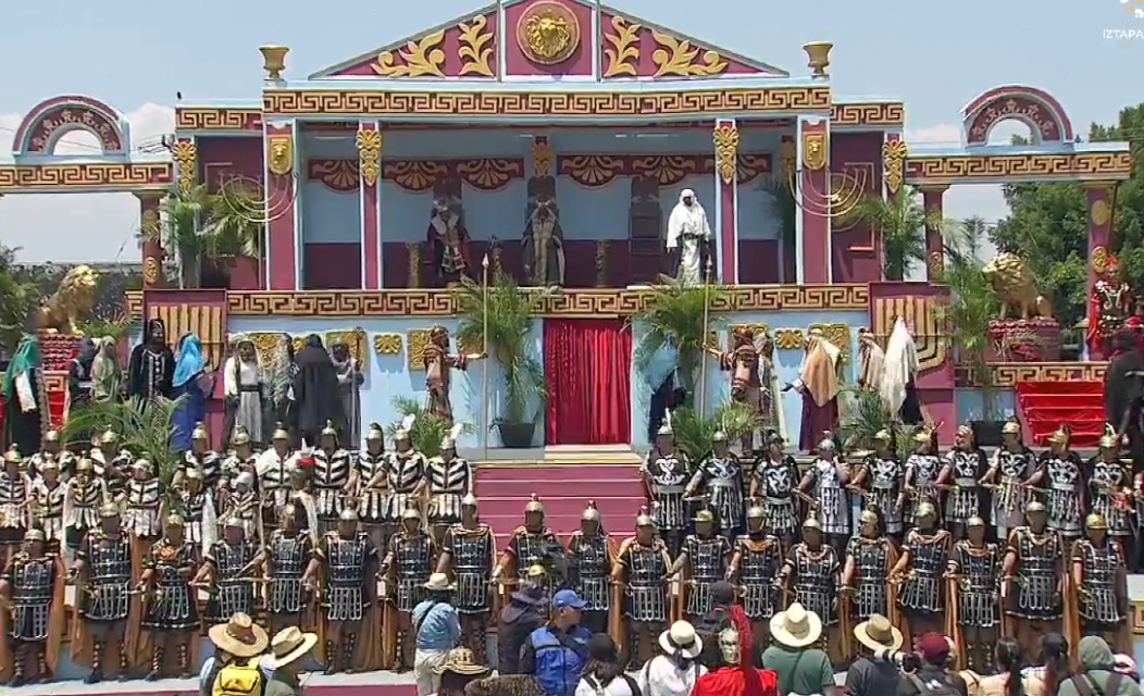 Iztapalapa vive un histórico viacrucis con miles de fieles en su edición 183