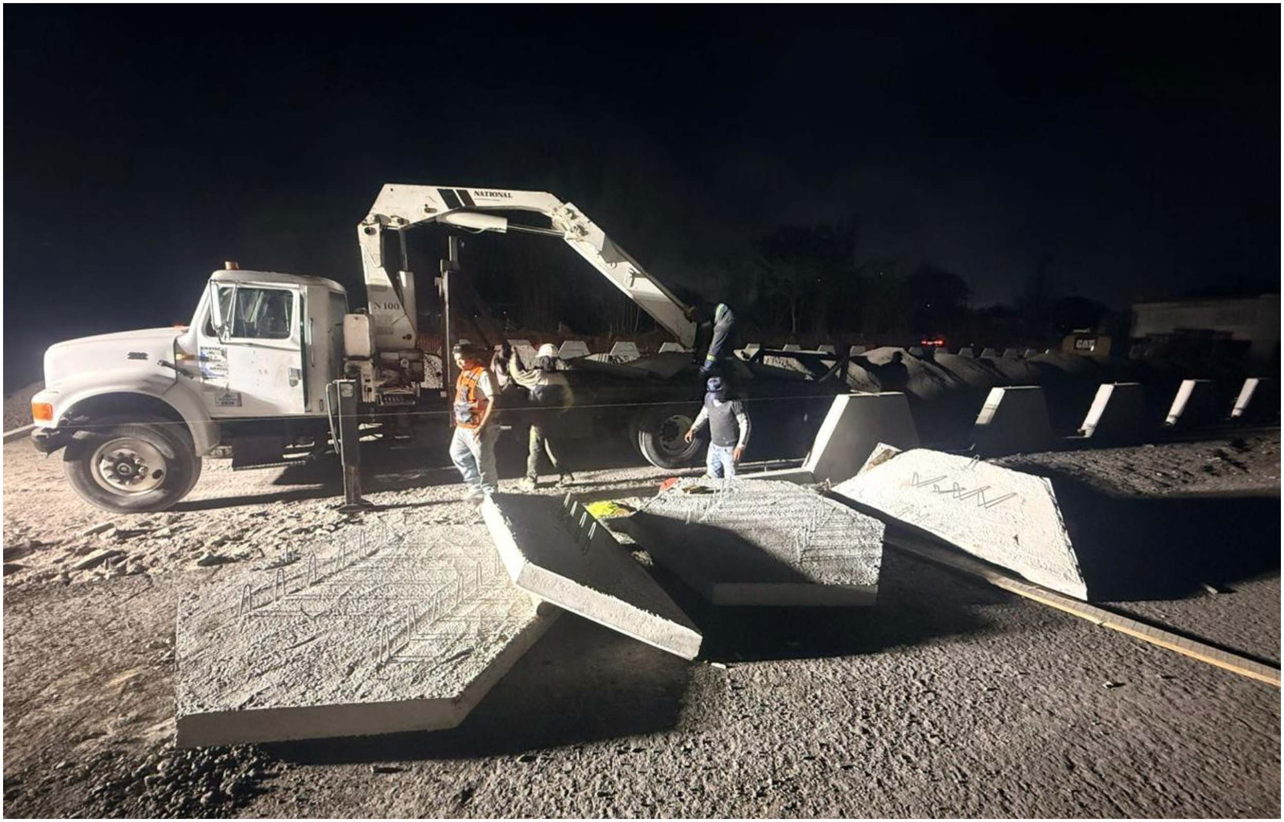 Agilizan construcción del distribuidor vial de acceso al puerto de Veracruz con jornadas nocturnas de trabajo