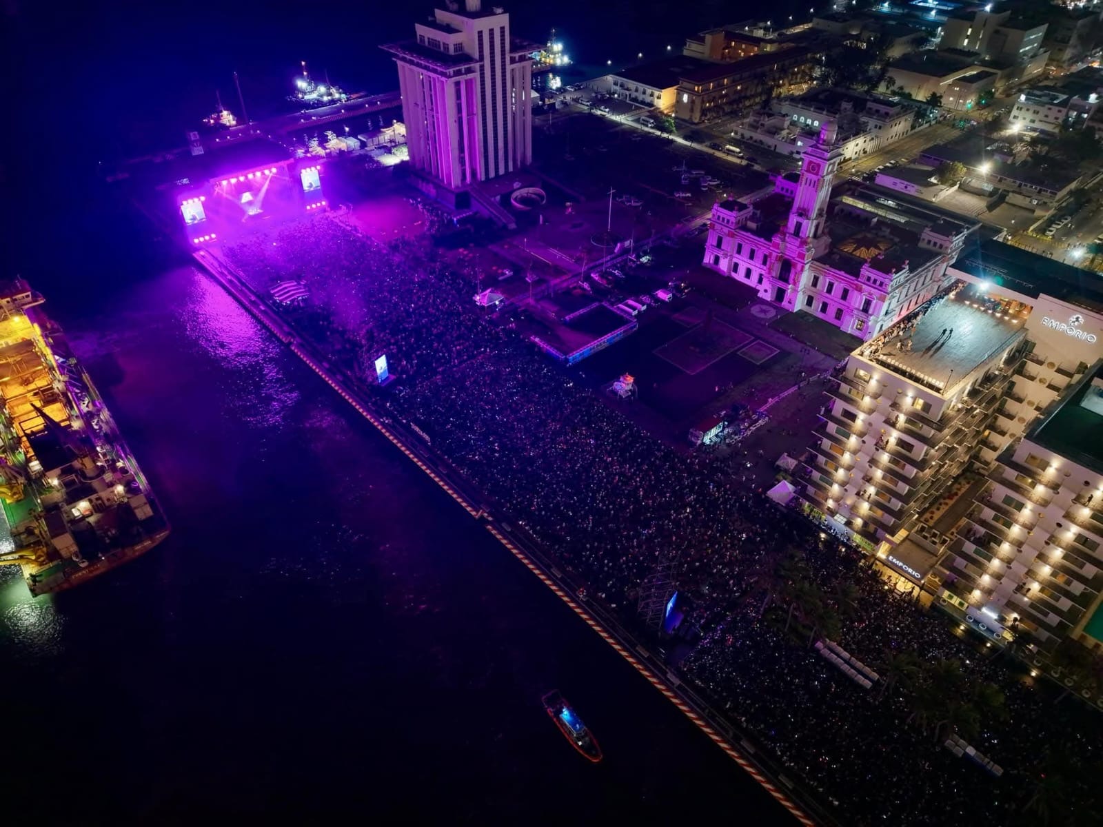 Martin Garrix rompe récord en la Macroplaza con más de 130 mil asistentes en el Festival por la Paz