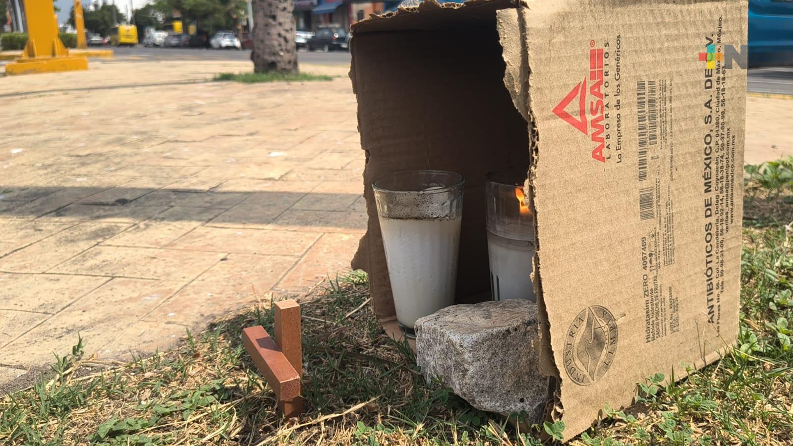 Pide apoyo para recabar información que ayude a esclarecer accidente de su esposa