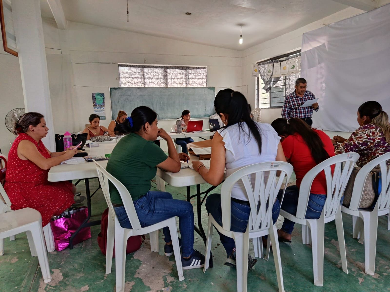 AVELI impulsa enseñanza de lenguas indígenas con 22 cursos en Veracruz