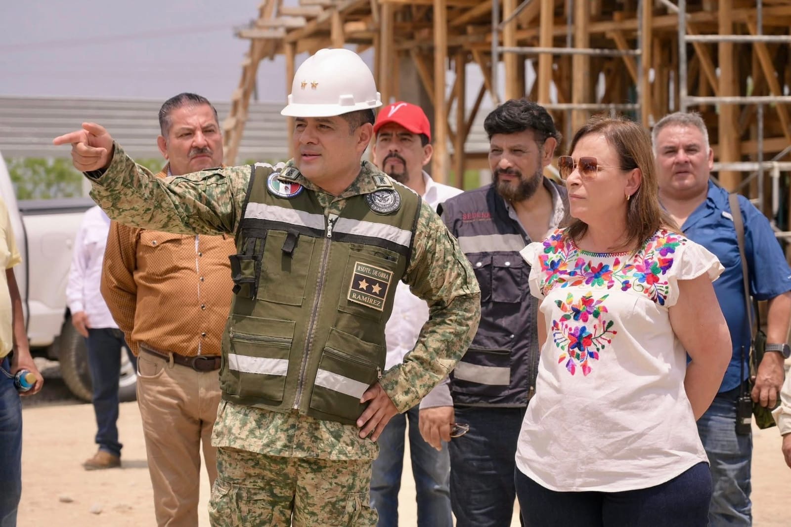 Supervisa Rocío Nahle cuartel de Guardia Nacional en Coyutla